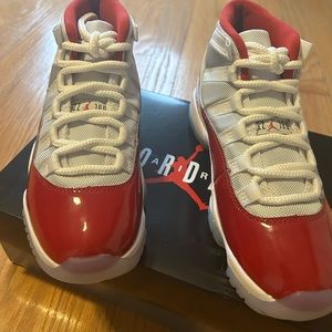 2022 retro 11 cherry